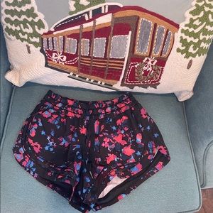 Lululemon multicolored shorts size 6